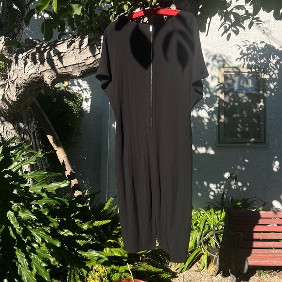 Apiece Apart Black V-Neck Linen-Blend Dress with Front Pockets | Dolman Sleeves - Picture 6 of 10